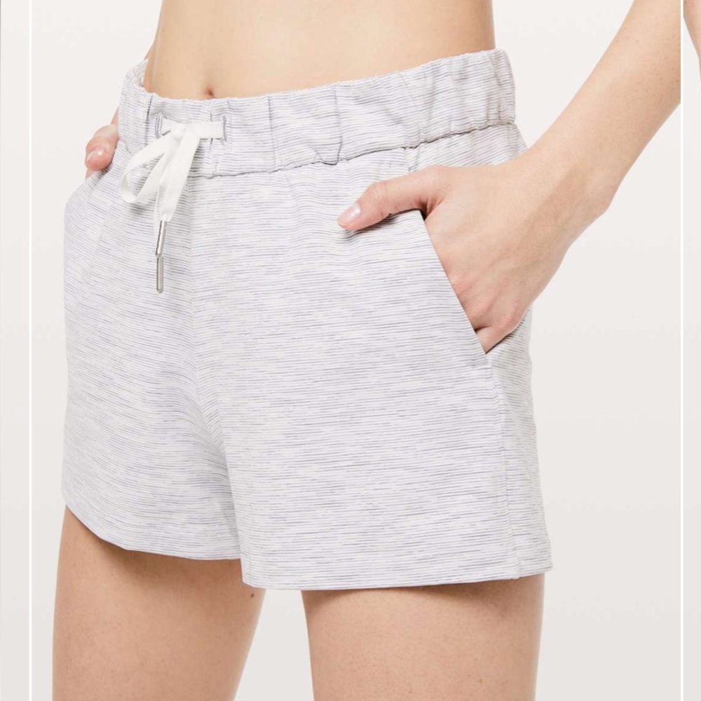 Lululemon Women's Light Gray Shorts